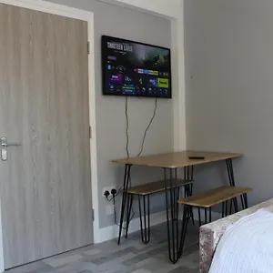 https://lovely-central-luton-studio-ideal-for-airport.cambridgehotelsuk.com