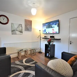 https://2-bedroom-apartment-near-excel-exhibition-centre-london.brighton-hotels-england.com